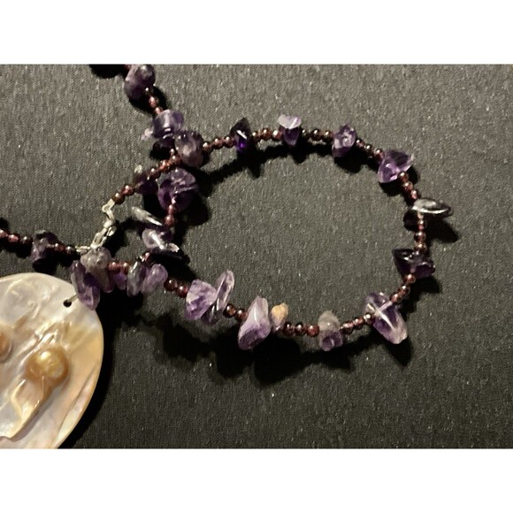 Blister Pearl Shell, Amethyst Chips & Garnet Bale Spacers 15in Necklace - Picture 5 of 5